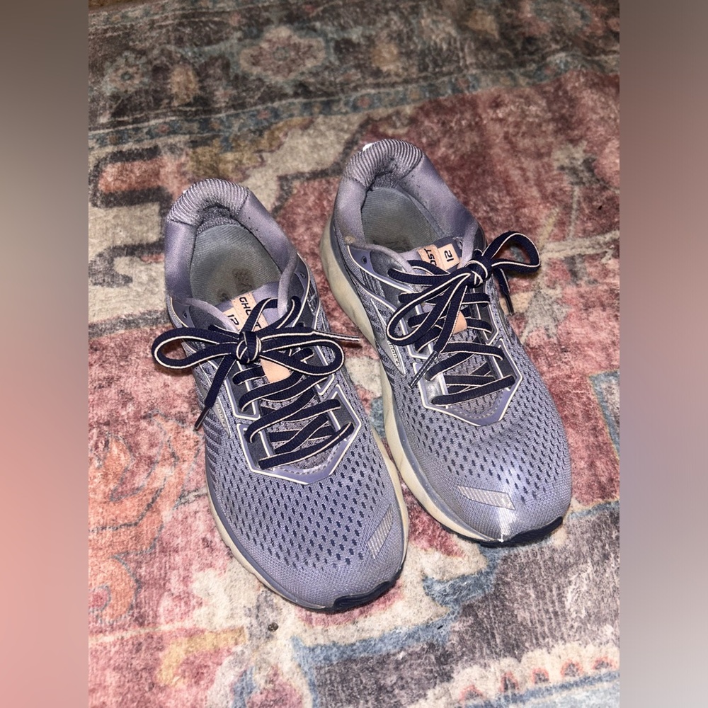 Brooks Ghost 12